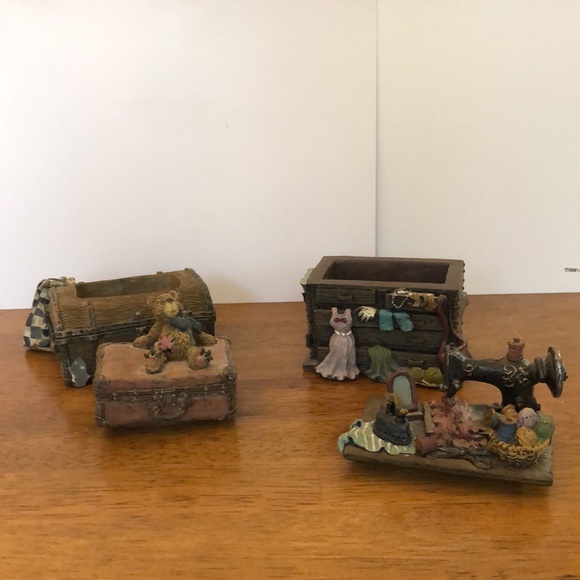 2 Trinket Boxes - Picture 8 of 13